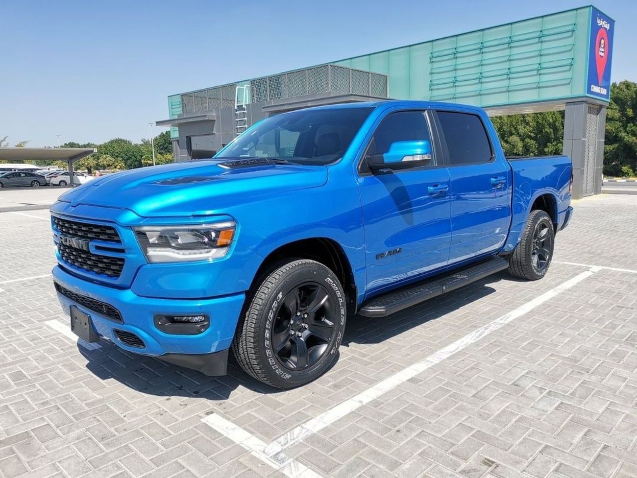 RAM 1500 Dodge RAM Sport - 2022 - Blue