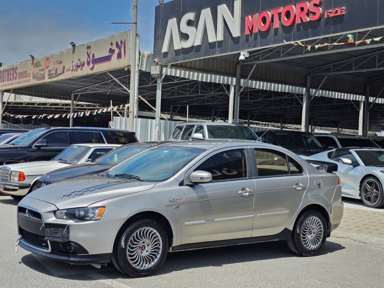 ميتسوبيشي لانسر