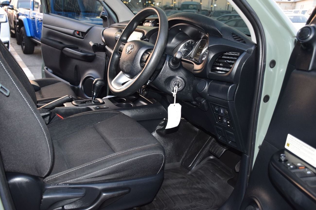 Toyota Hilux SGLX 4x4 Diesel 2.8L (Right Hand)