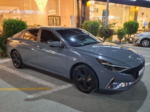 هيونداي إلانترا 2.0L Comfort