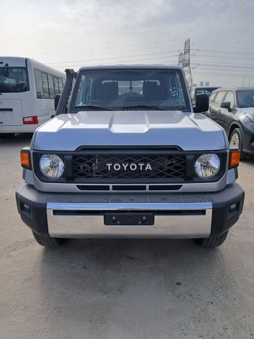 تويوتا لاند كروزر بيك آب Toyota Land Cruiser LC79 DC 2.8 AT 2025