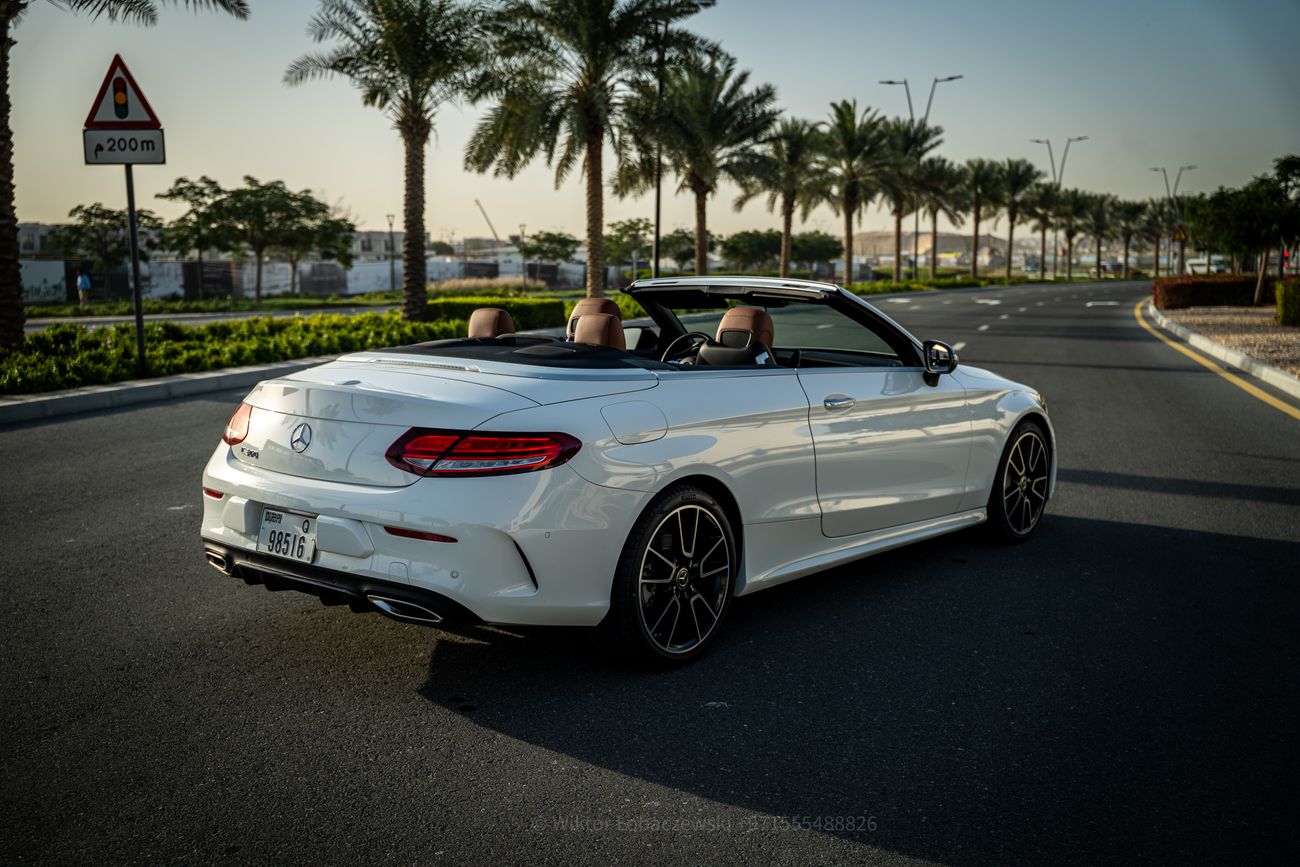 مرسيدس بنز C 300 كوبيه CONVERTIBLE , original paint, AMG line , FULL