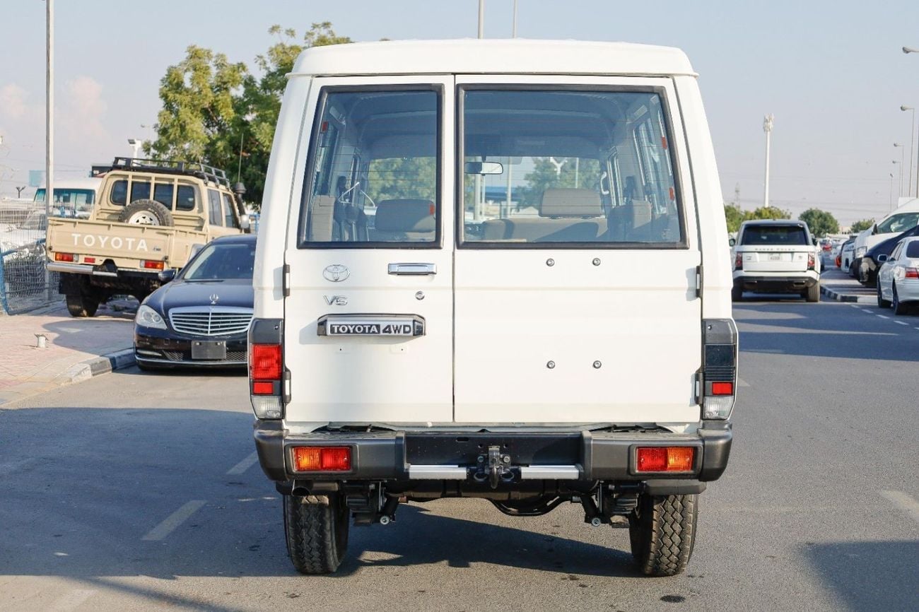 تويوتا لاند كروزر 70 LC 78 HARDTOP 4.0L MT