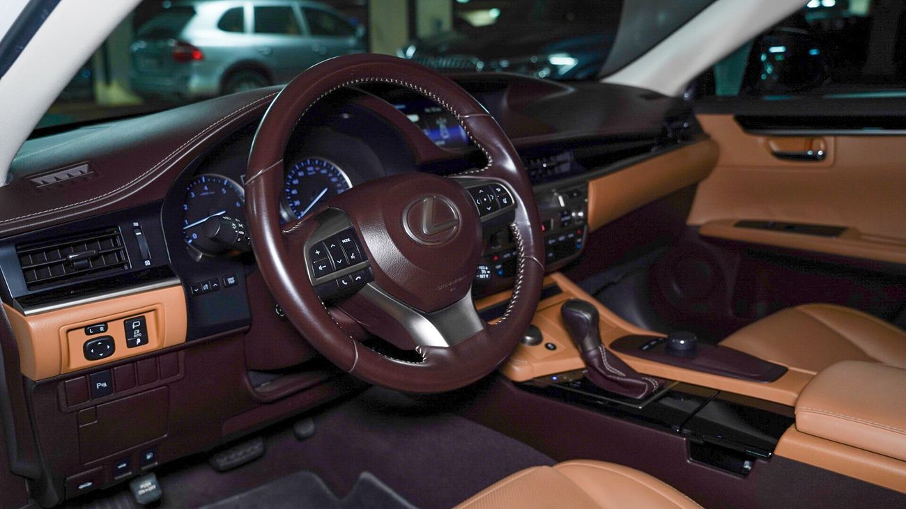 لكزس ES 350