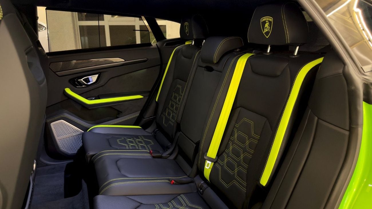 Lamborghini Urus MYCAR DUBAI-LAMBORGINI SE 2026- NEW 0 KM-CARBON-TV-3D BANG&OLUFSEN-HIGHWAY PAC-WARRANTY- FULL OPTION