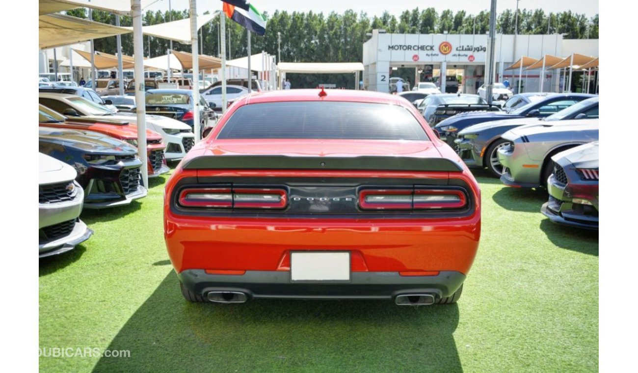 Dodge Challenger CHALLENGER/SRT8/2016/FULL OPTION/ALCANTARA LEATHER/SUNROOF/BIG TOUCH SCREEN