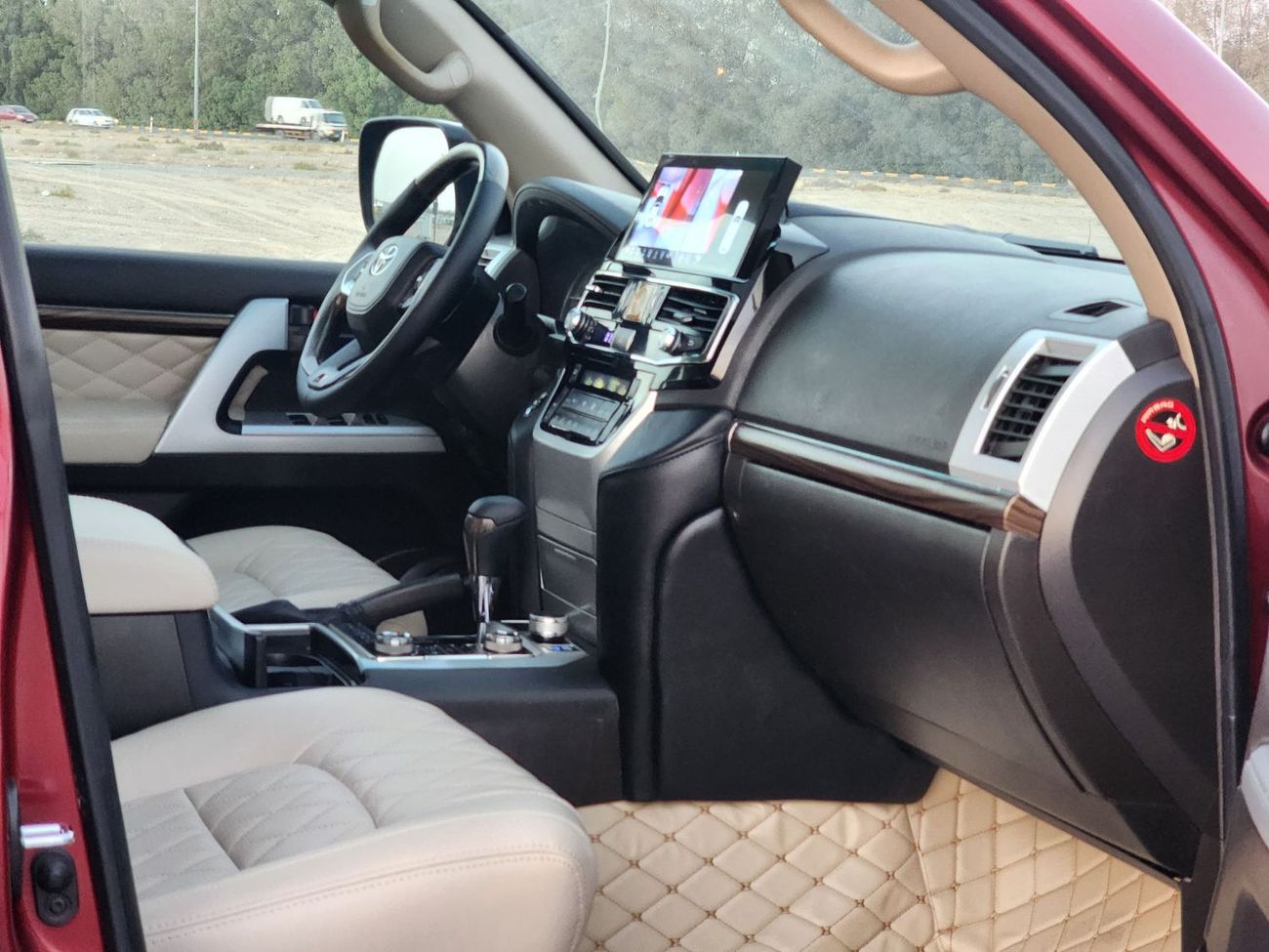 تويوتا لاند كروزر GX.R V8 upgrade 2023