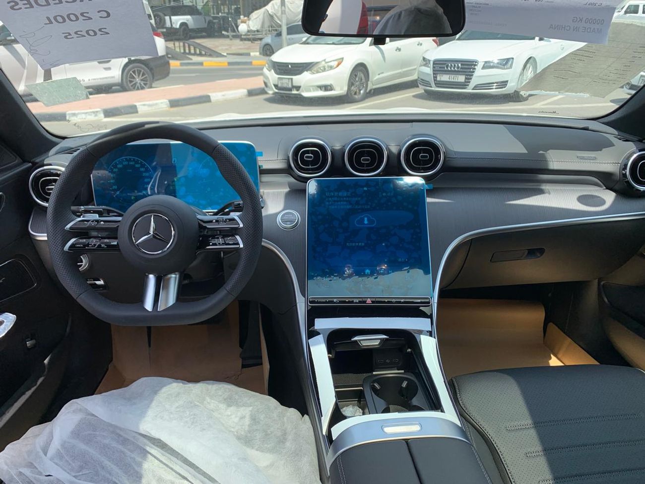 مرسيدس بنز 200 2025 MERCEDES -BEN C200L 1.5L V4 FULL OPTION