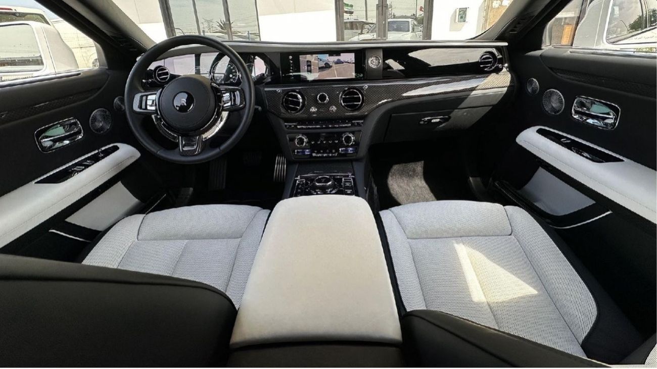 Rolls-Royce Ghost Black Badge GCC 6.7L V12