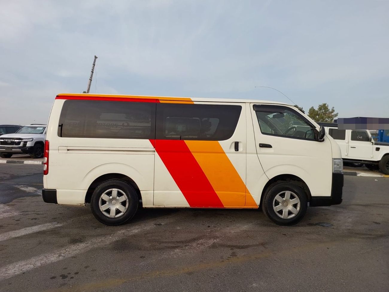 Toyota Hiace TOYOTA HIACE VAN RHD 2015 MODEL 3.0 L DIESEL MANUAL(PM18092)