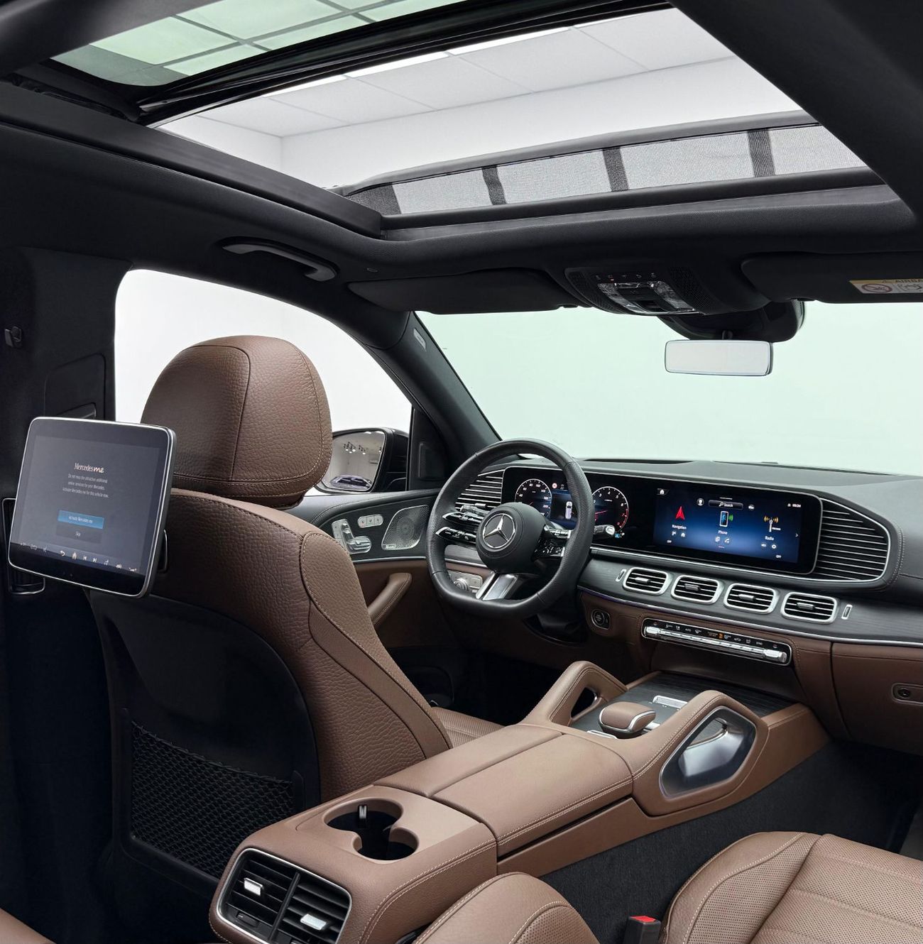 Mercedes-Benz GLS 450 2024 Mercedes-Benz GLS-450 4MATIC, Gargash Warranty + Service History, Gargash FSH, GCC