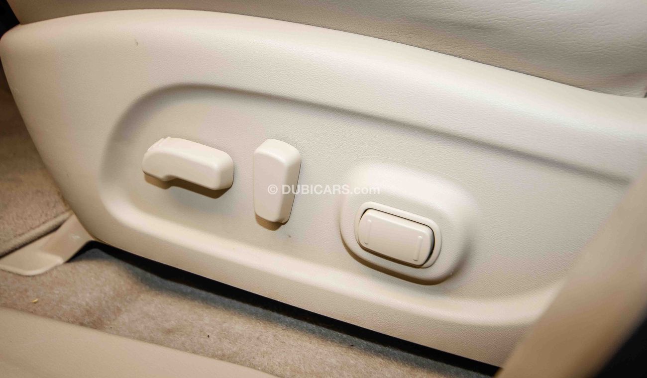 نيسان باثفايندر SV 4WD