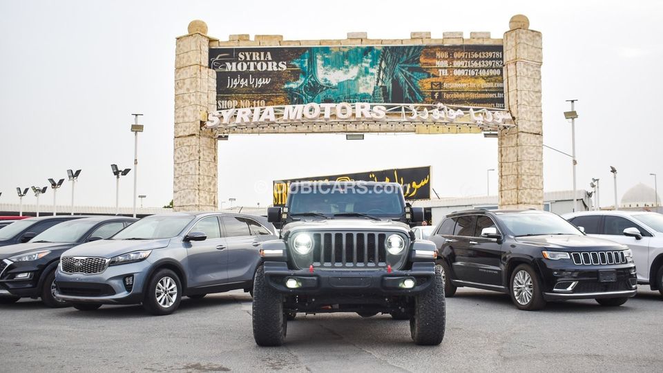 Used Jeep Wrangler 2020 for sale in Dubai - 645981