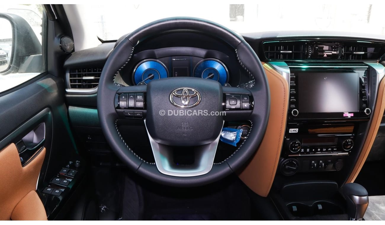 Toyota Fortuner SR5