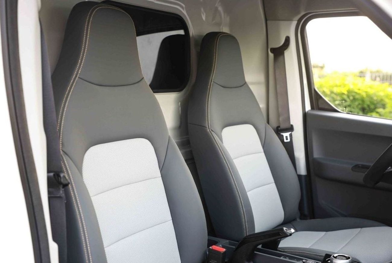 جيلي فيريزون 2024 FARIZON V6E FENCE - WHITE inside BLACK | Export Only