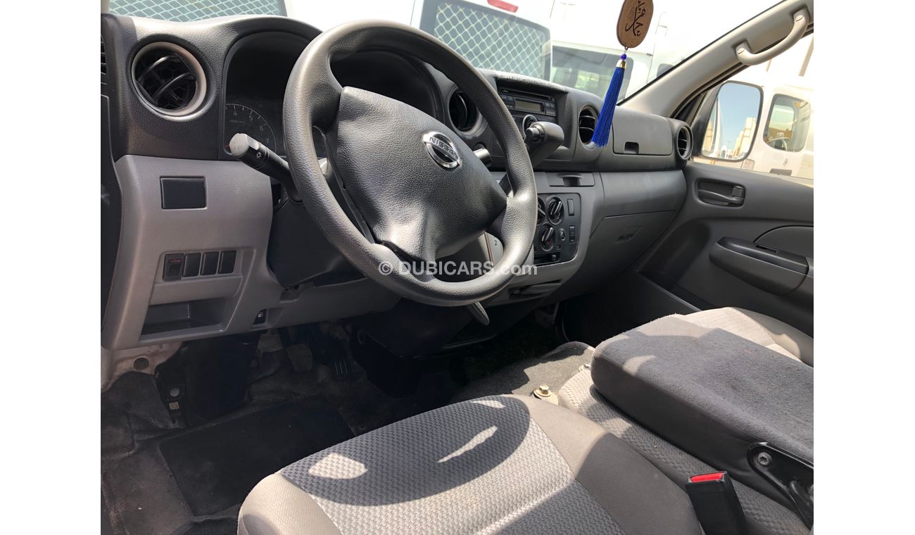 Nissan NV350 13 seater bus,2015. Fully Automatic