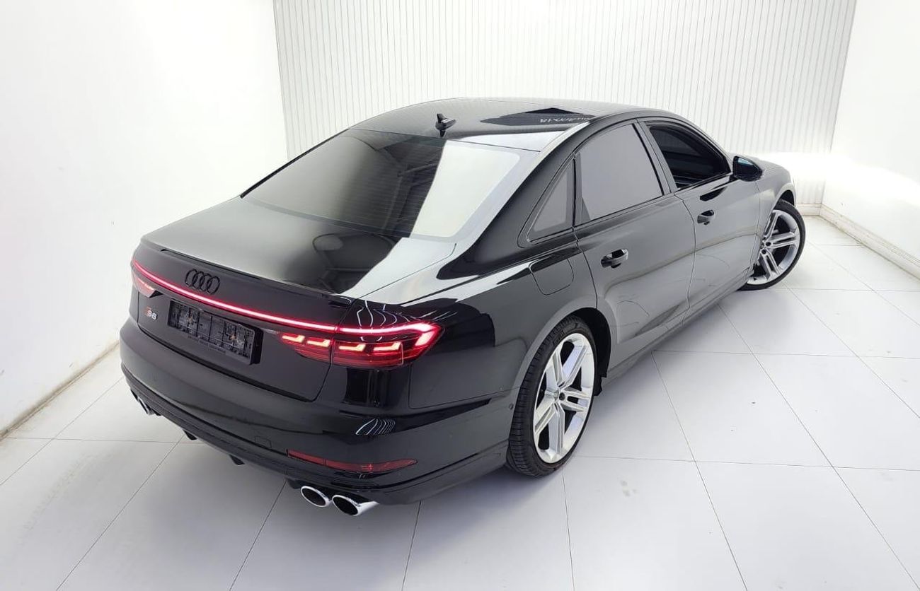 أودي S8 TFSI quattro 4.2L