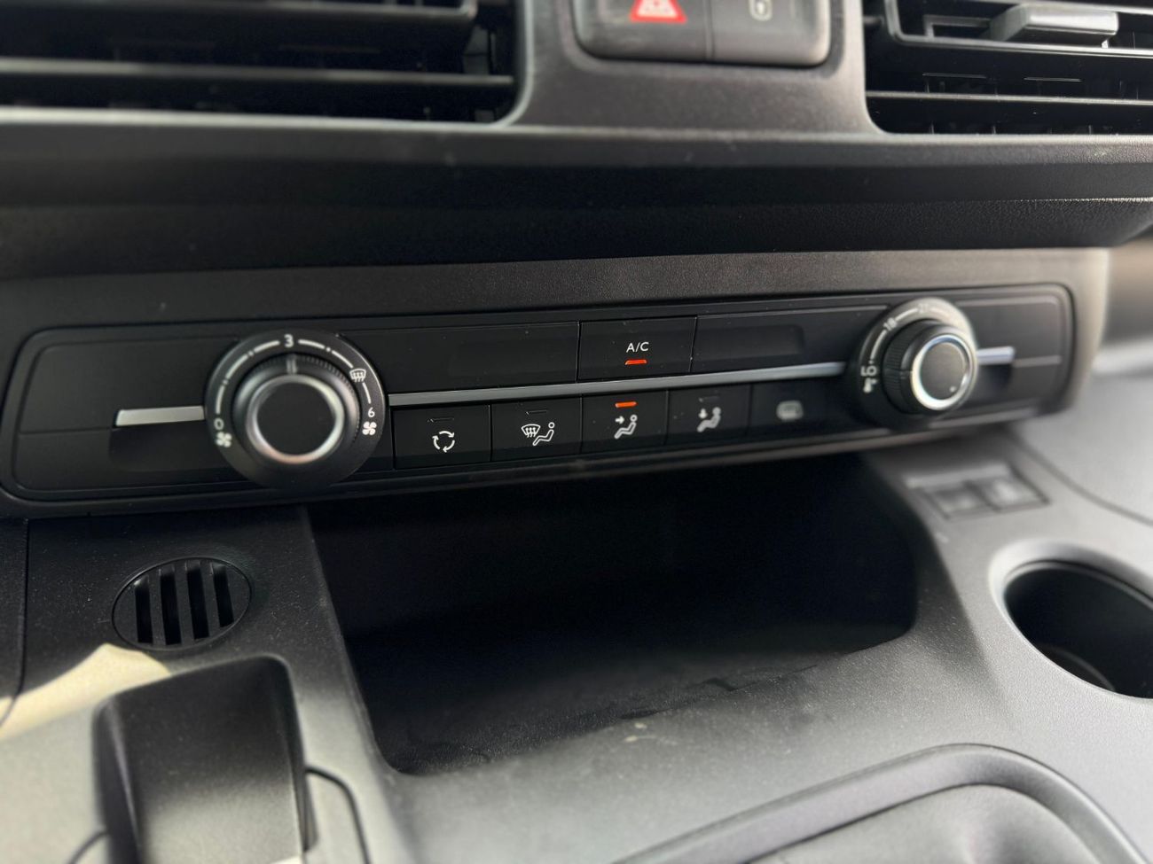 Citroen Berlingo CITROEN BERLINGO 2024 GCC 1.6L DIESEL