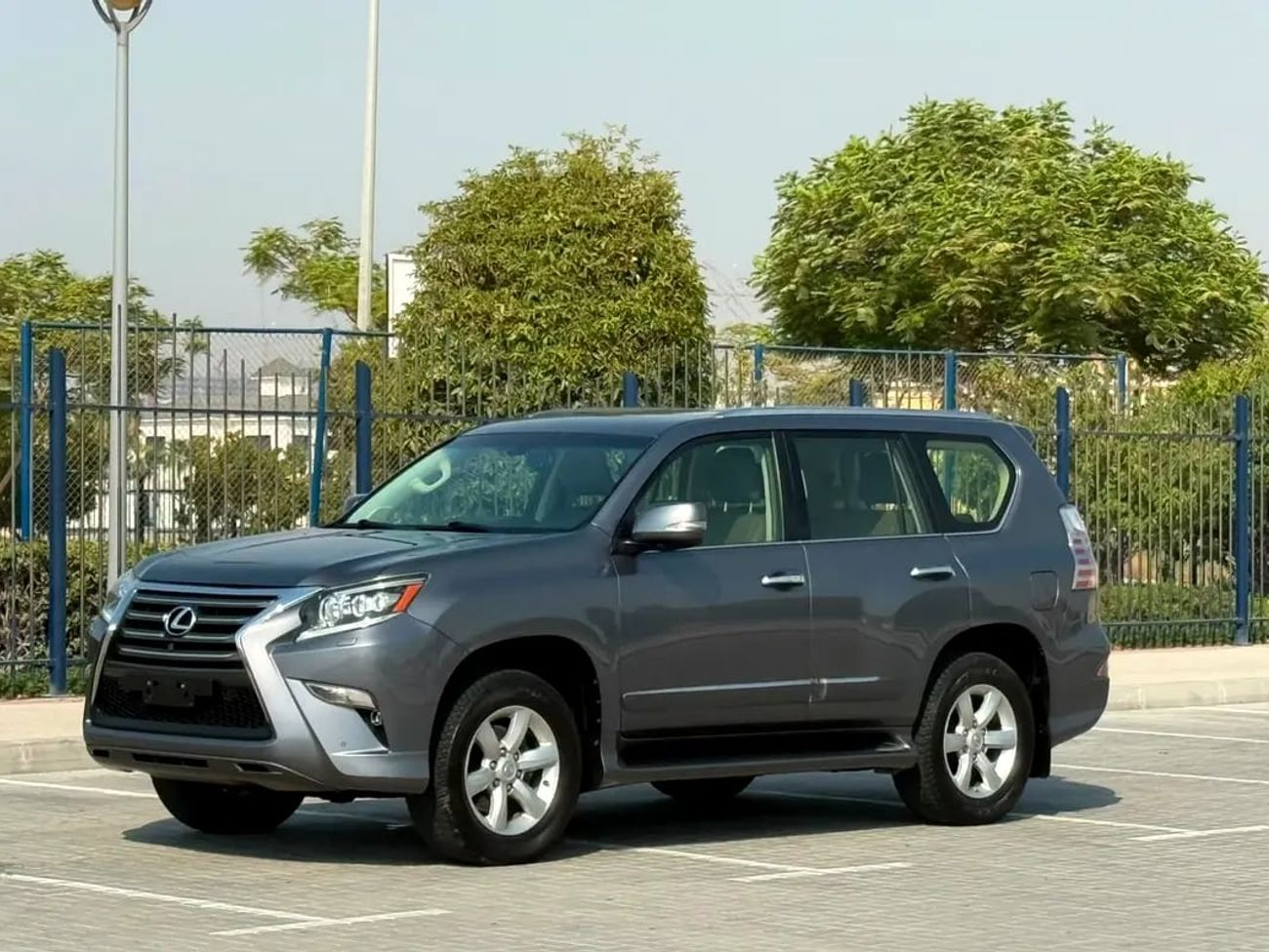 لكزس GX 460 Gx 460 Platinum-Excellent condition-Bank Finance Available