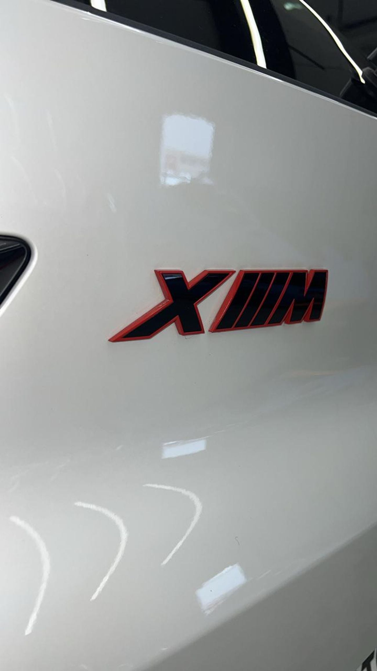 بي أم دبليو XM Shadow Line Edition