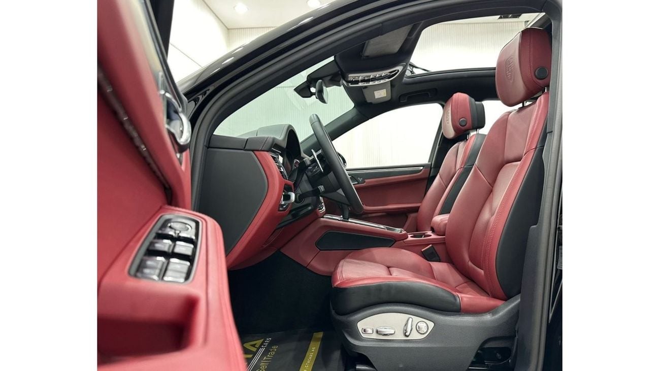 Porsche Macan 2024 Porsche Macan, OCT-2025 Porsche Warranty, Full Agency Service History,GCC
