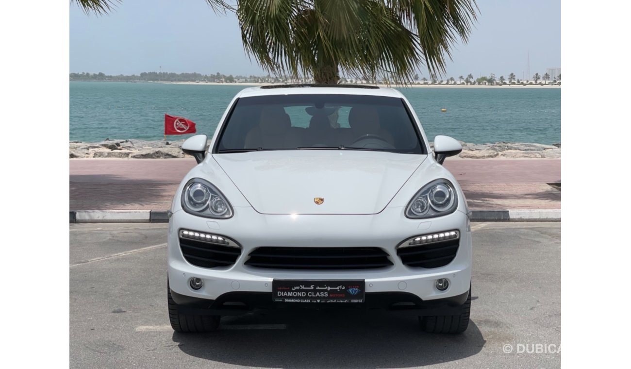 Porsche Cayenne Porsche Cayenne S GCC