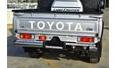 تويوتا لاند كروزر بيك آب 79 Double Cab Pickup Black Edition  V8 4.5L Turbo Diesel 4WD Manual