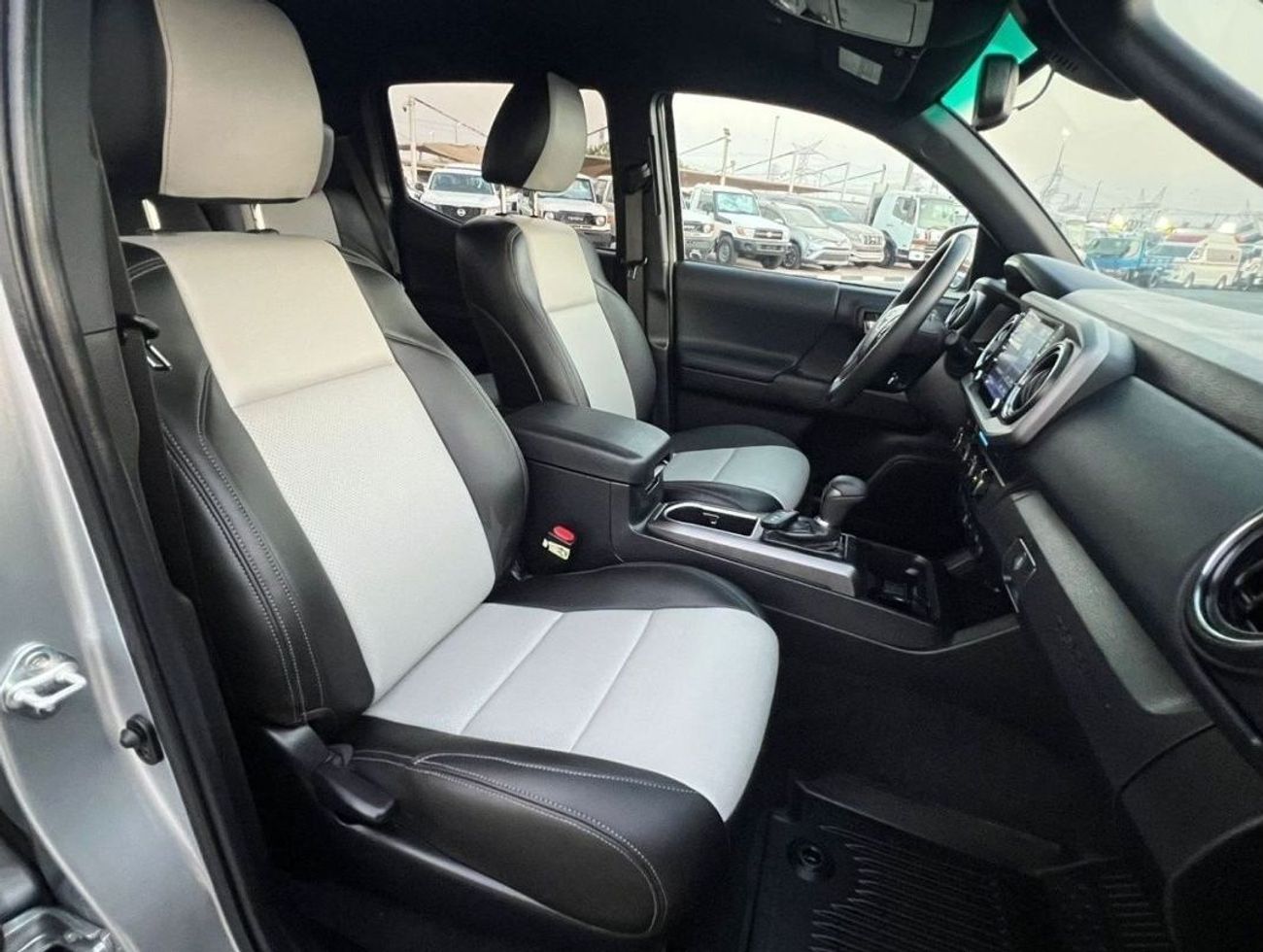 Toyota Tacoma 2023 TOYOTA TACOMA TRD SPORT - 4X4 - CREW CAB -  4 Door - 5 Seater - 3.5 L - V6 - Gasoline/ Petrol ⛽