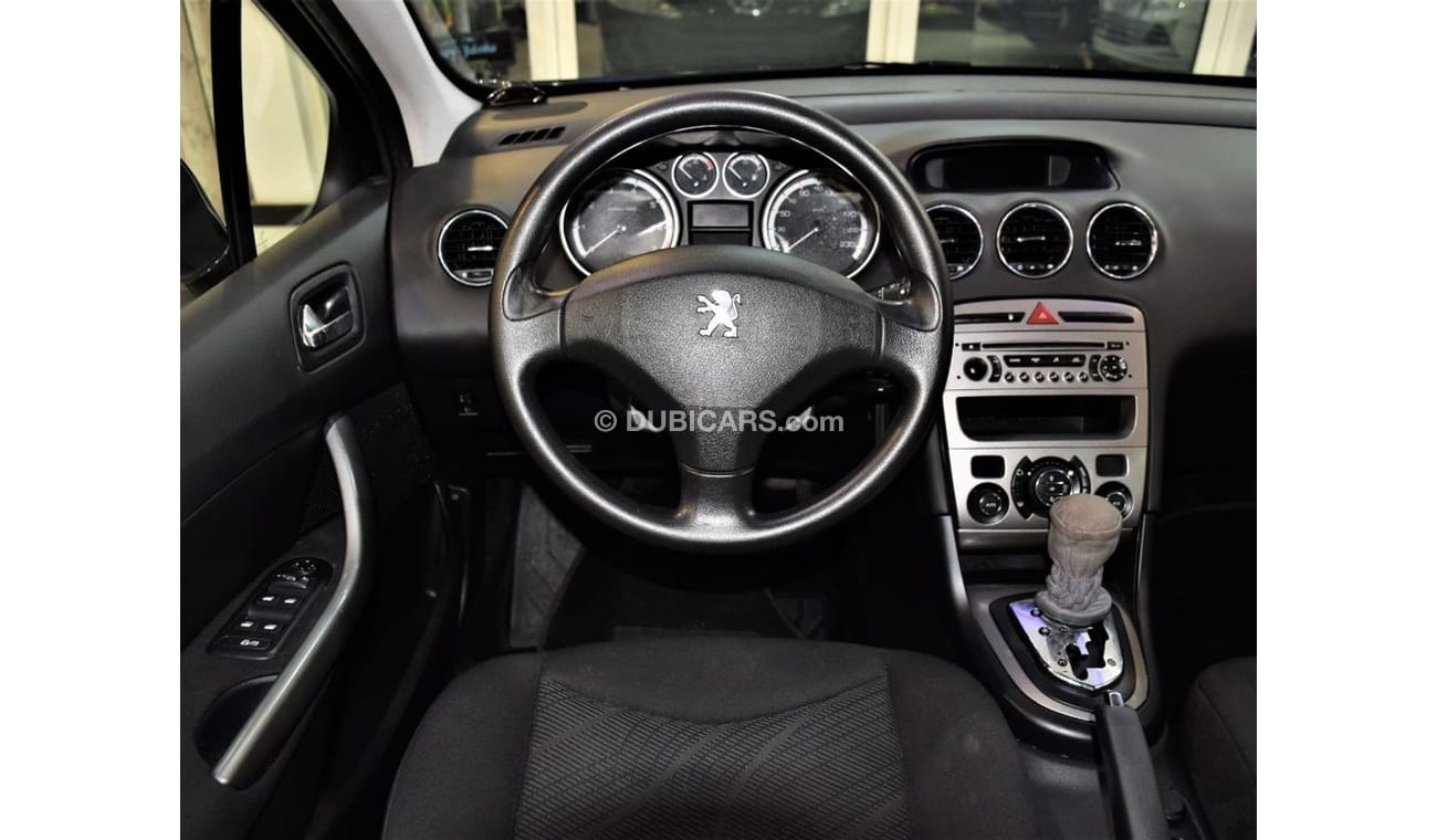 بيجو 308 VERY LOW MILEAGE ( 70,000 KM ) ORIGINAL PAINT ( صبغ وكاله ) Peugeot 308 2011 Model GCC Specs!