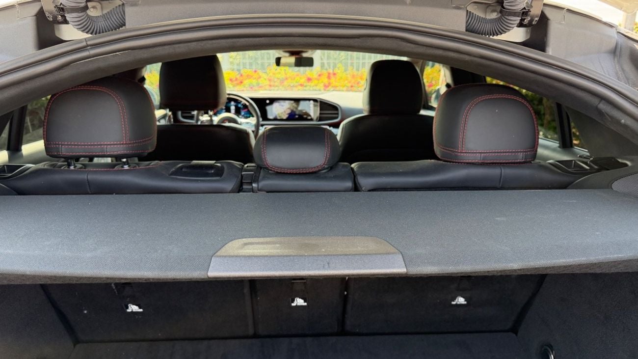 Mercedes-Benz GLE 63 S AMG The car is very clean. Full option trim. Brand new service history of the car is available. Well-mai