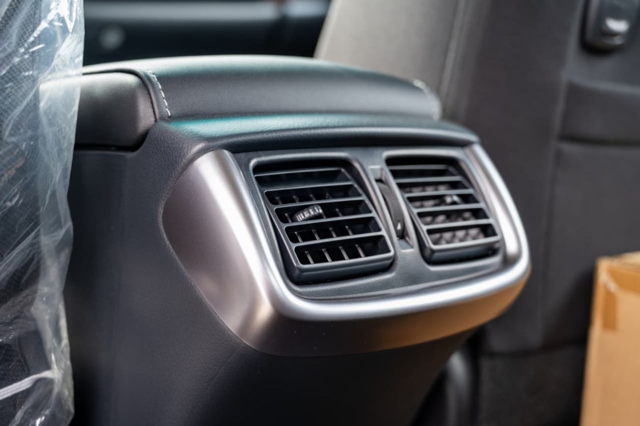 Toyota Hilux 2.7L 4x4 Double Cabin, Petrol, Full Option Automatic