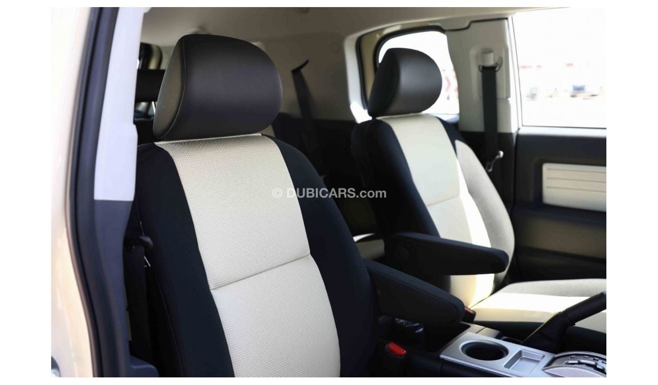 Toyota FJ Cruiser 2023 Toyota FJ Cruiser 4.0 Final Edition JBL - Beige inside Black & Beige | Export Only