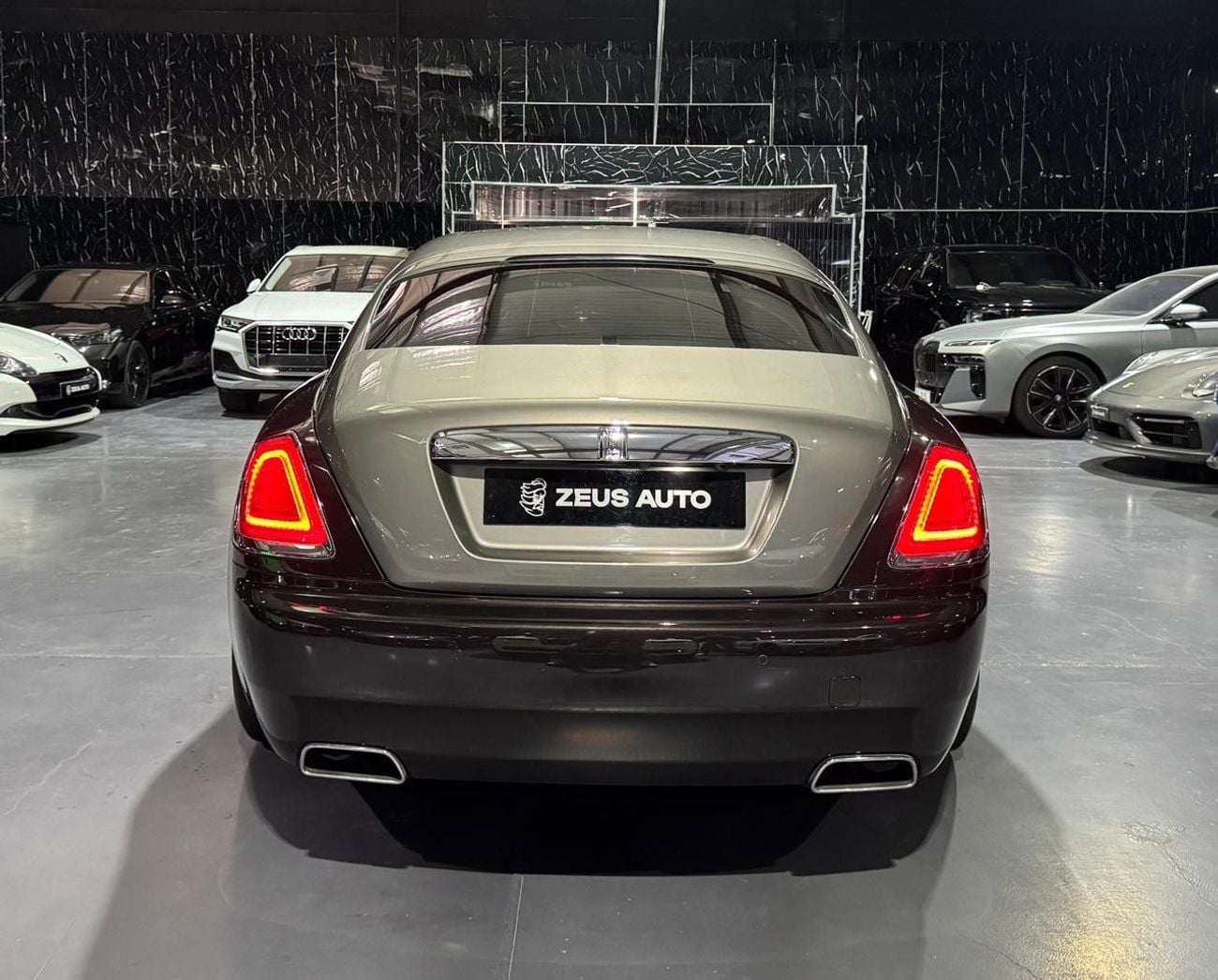 Rolls Royce Wraith STD 6.6 L V 12 | RWD