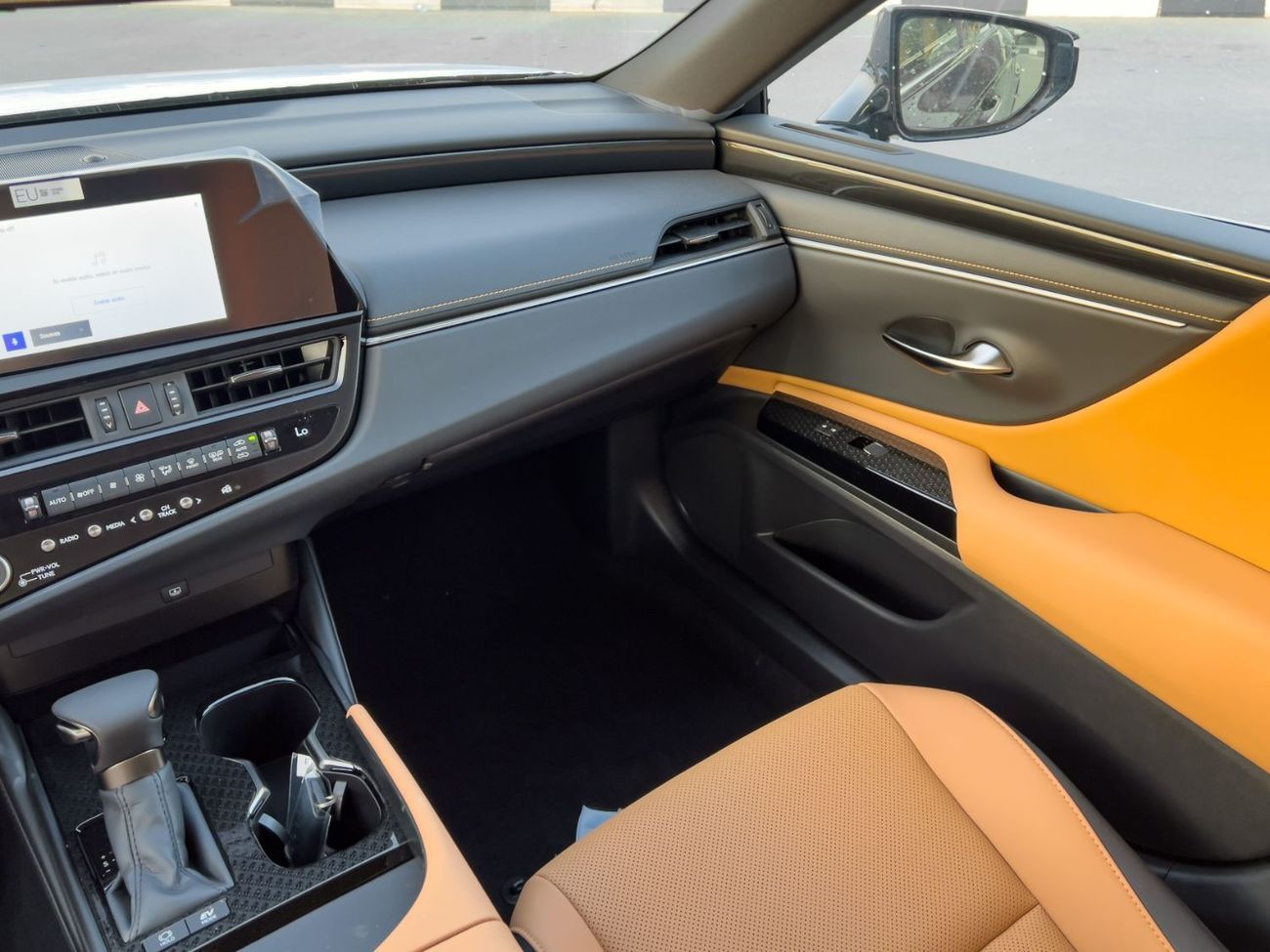 Lexus ES300h EXPORT ONLY - ES300h 2.5L Hybrid