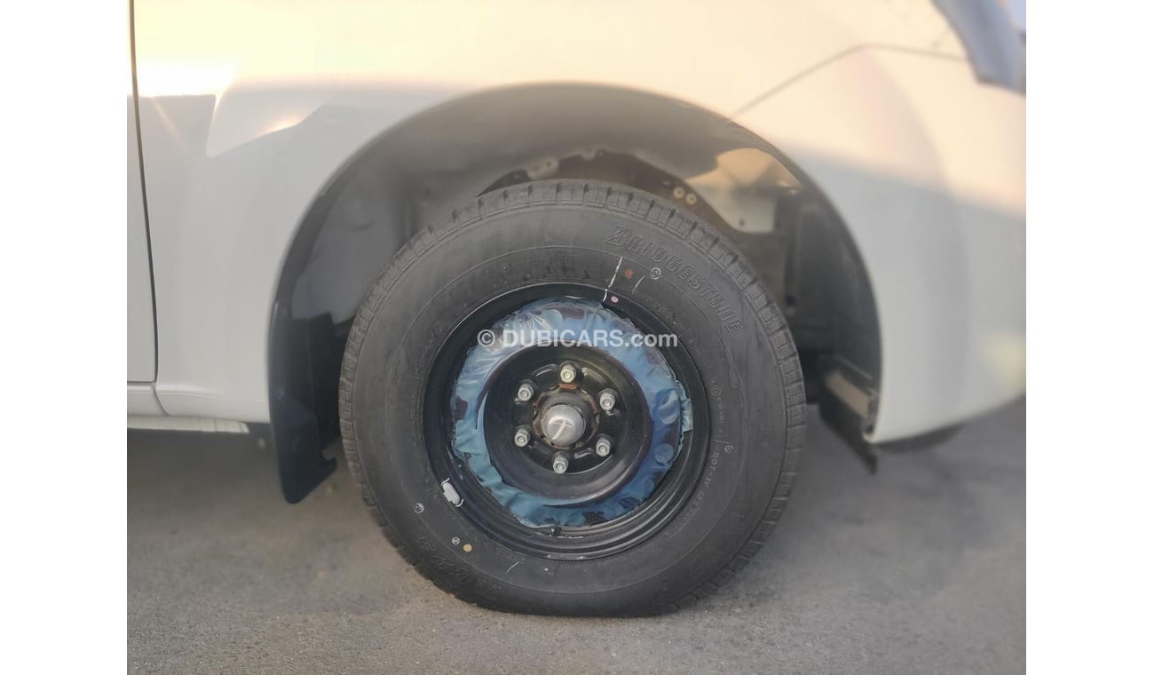 إيسوزو D ماكس Single Cab Pup 2.5L Diesel Manual - White - HQ0037