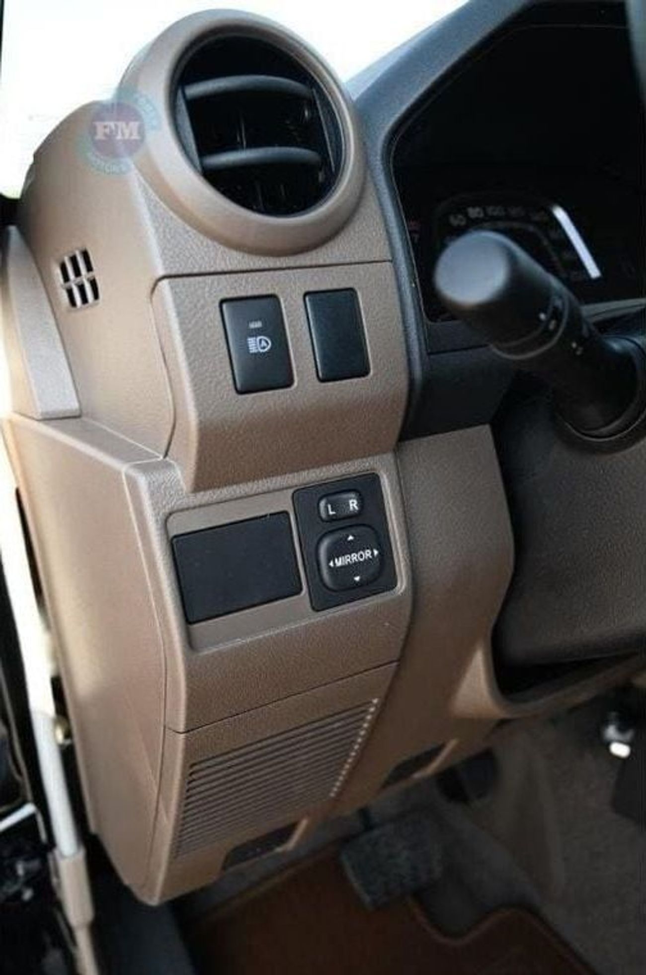 تويوتا لاند كروزر 70 76 Hardtop G 4.0L Petrol 5 Seater Automatic