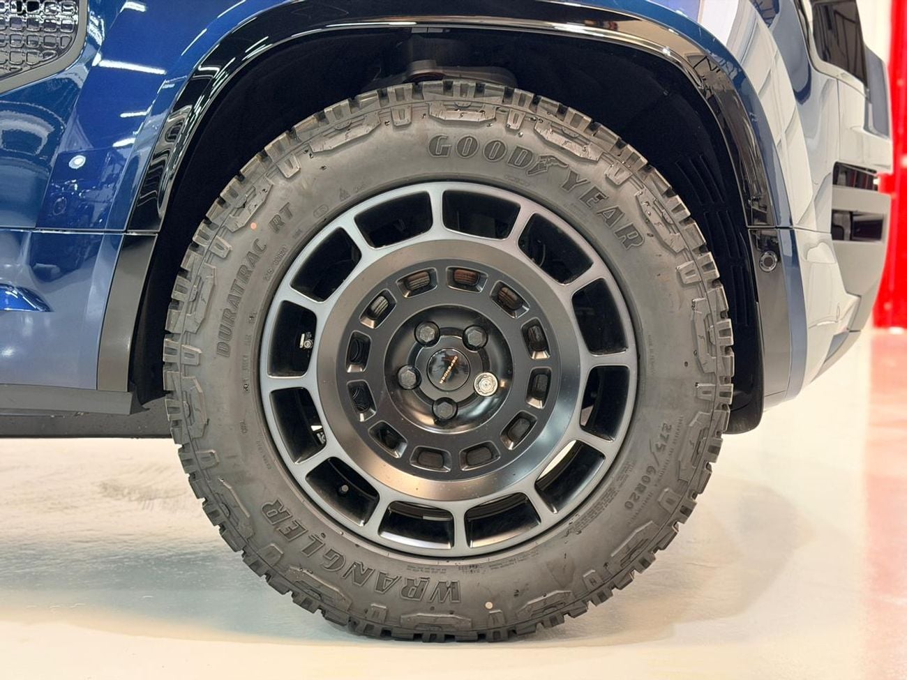 Land Rover Defender 110 P635 OCTA V8 2026