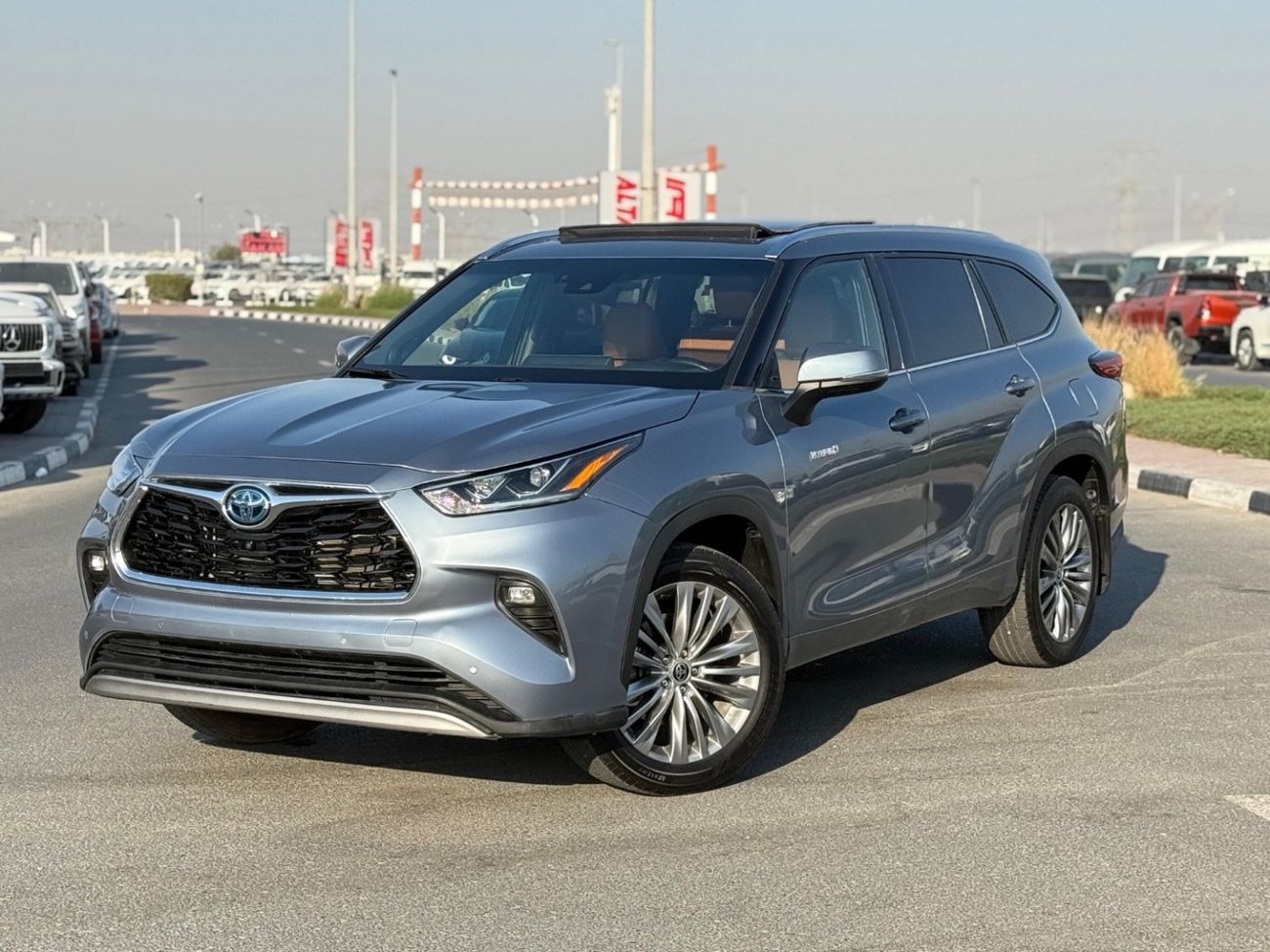 Toyota Highlander Limited 2.5L FWD Hybrid Limited 2.5L Panoramic,360 camera