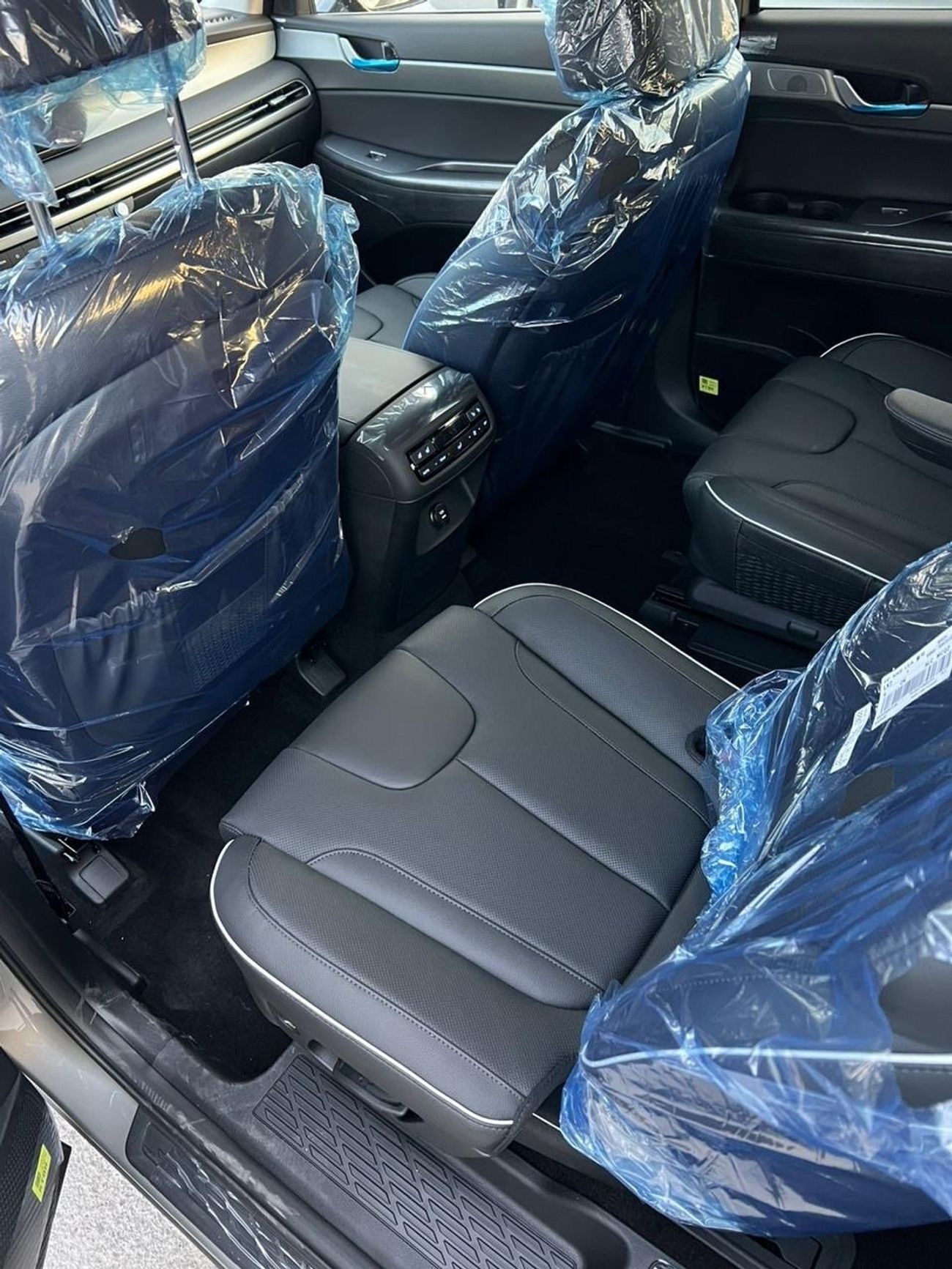New Hyundai Palisade 2.2 L Diesel Full option Leather seats All seat ...