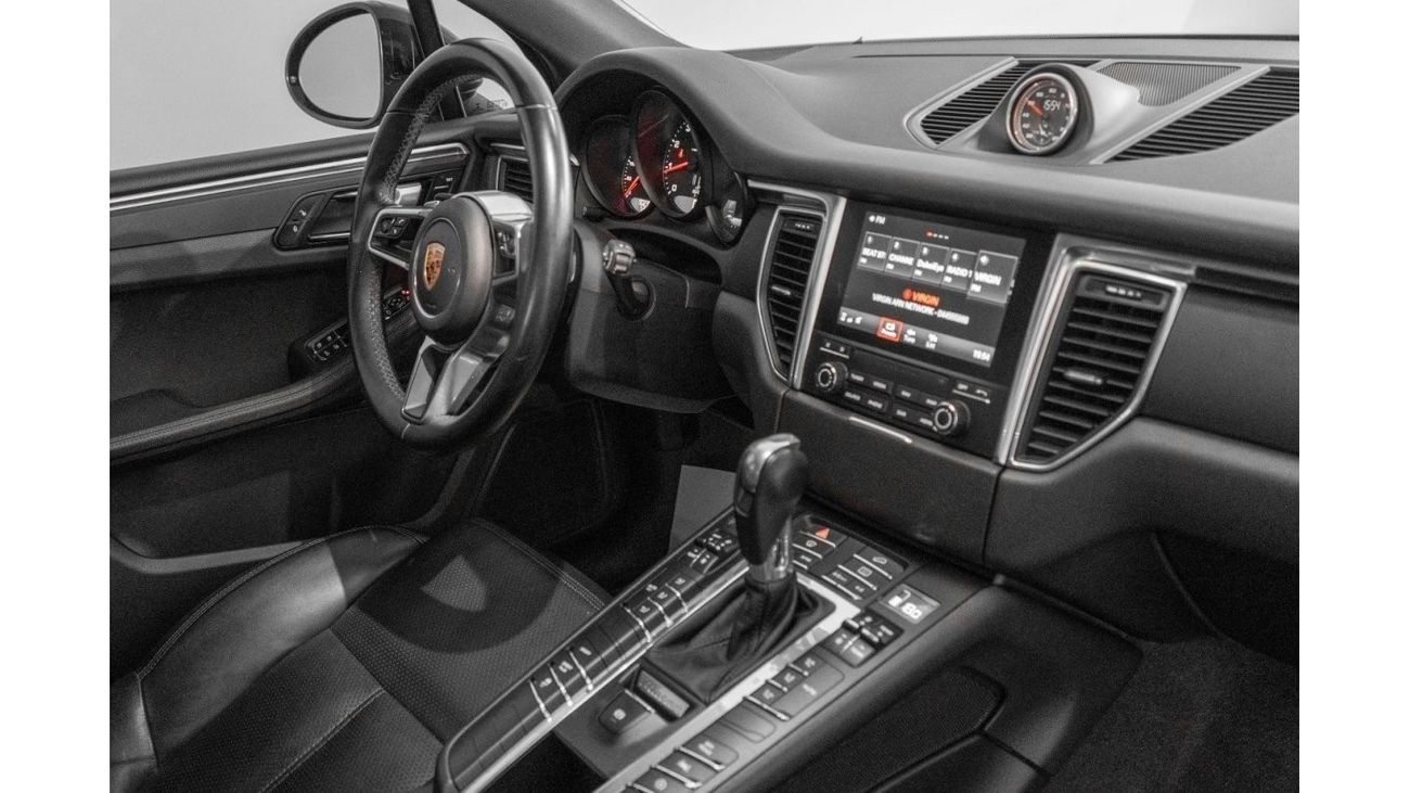 بورش ماكان Std