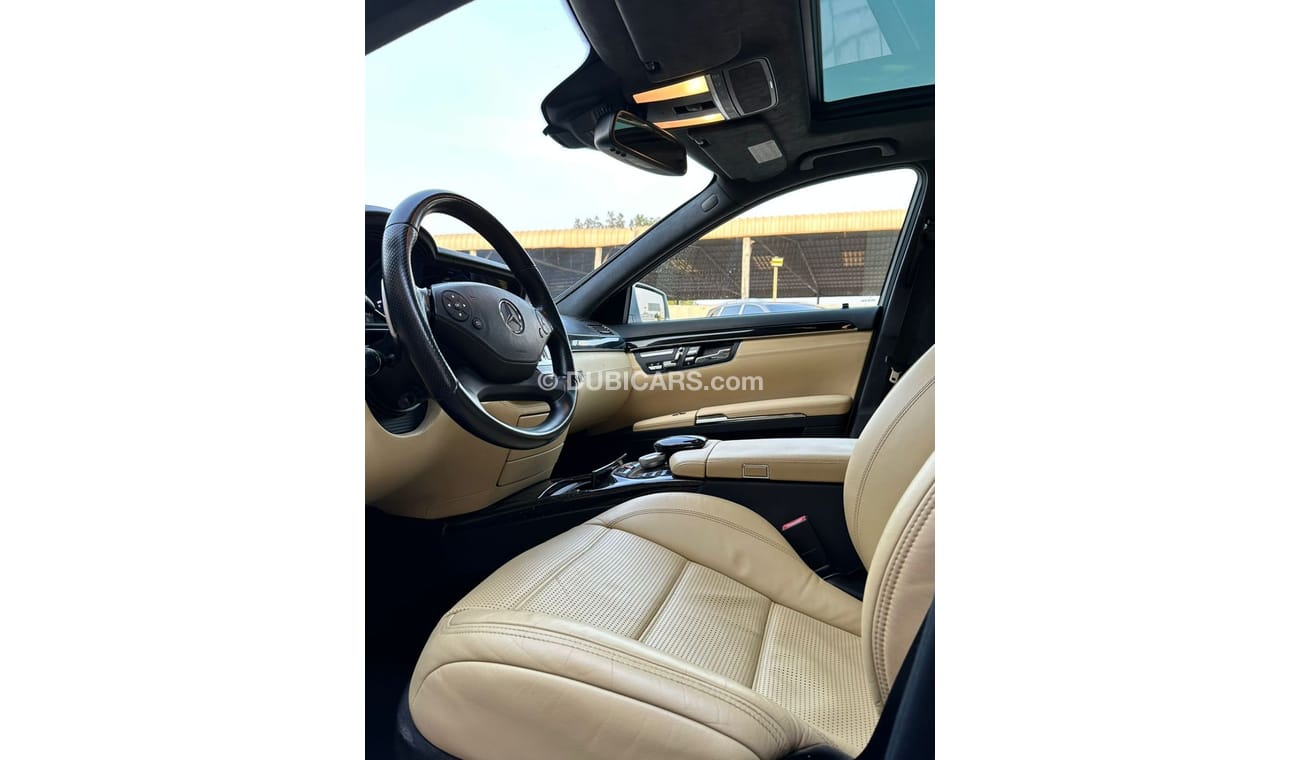 Mercedes-Benz S 63 AMG Mercedes S 63 AMG   Model: 2010 Walked: 87,000 Price: 50,000 dirhams Gulf specifications, full optio