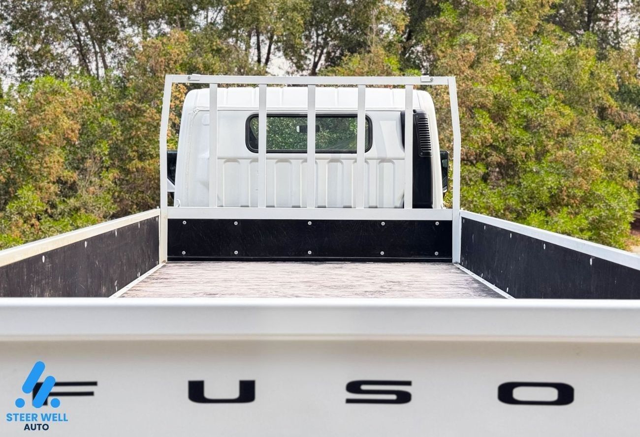 ميتسوبيشي فوسو كانتير 2024 Short Cargo Euro 5 / 3.0L RWD Diesel / Like New Condition / Book Now!