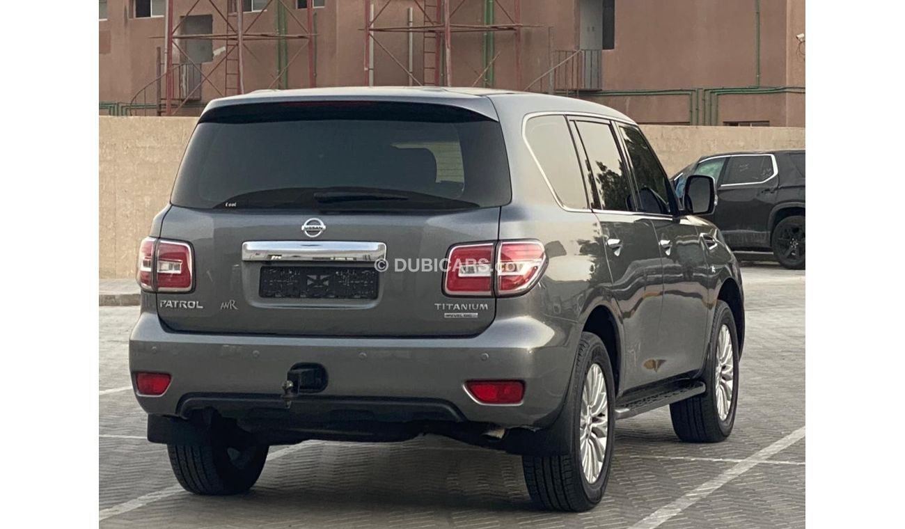 Nissan Patrol LE Titanium