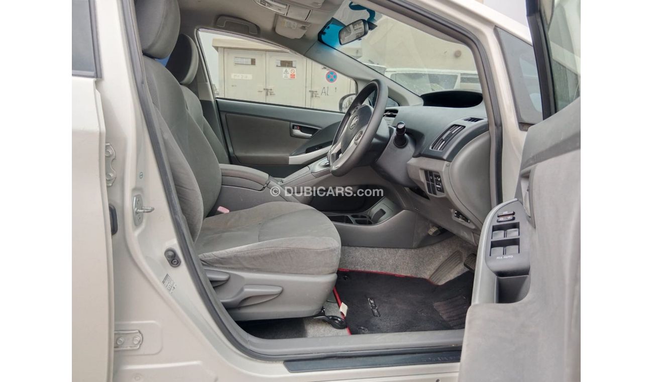 Toyota Prius TOYOTA PRIUS RIGHT HAND DRIVE   (PM1504)