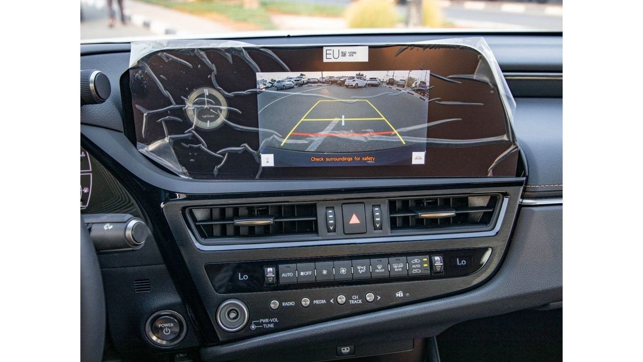 Lexus ES 300 hybrid FWD