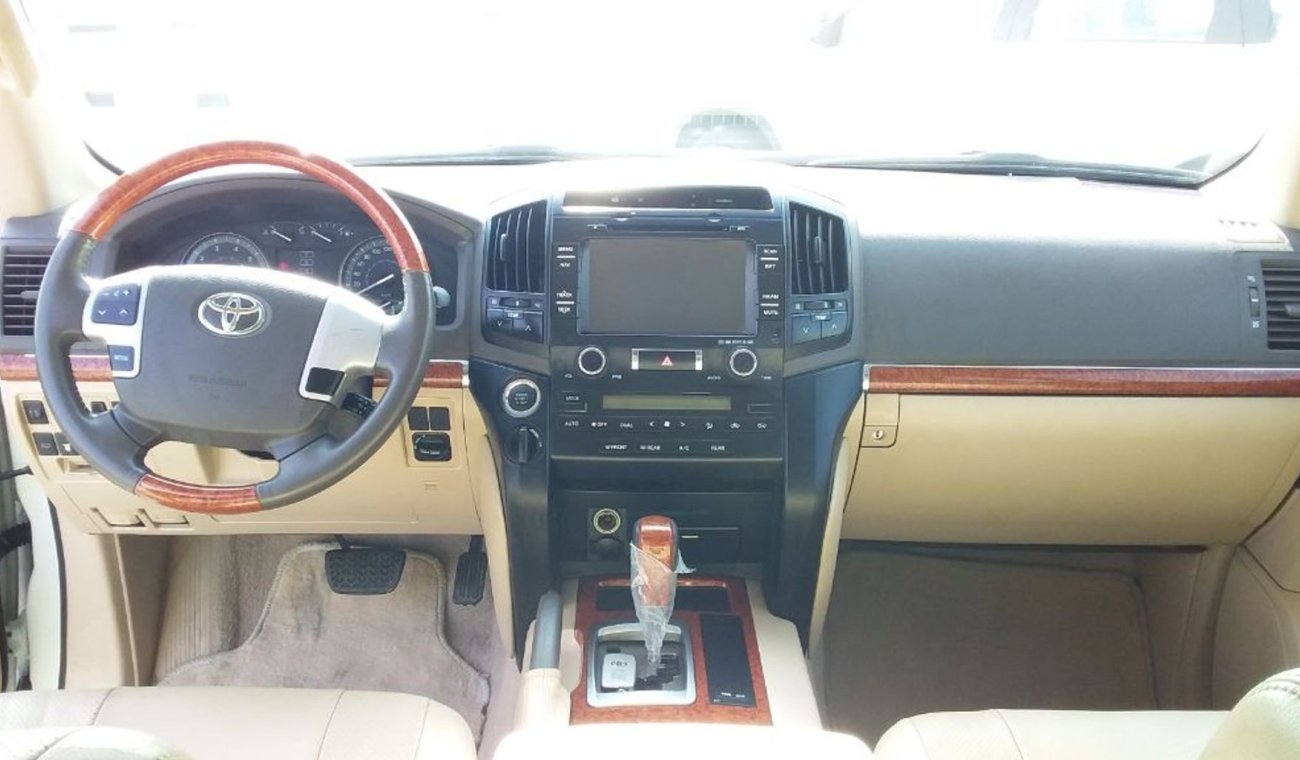 Toyota Land Cruiser Toyota Land Cruiser GX-R 2013 GCC