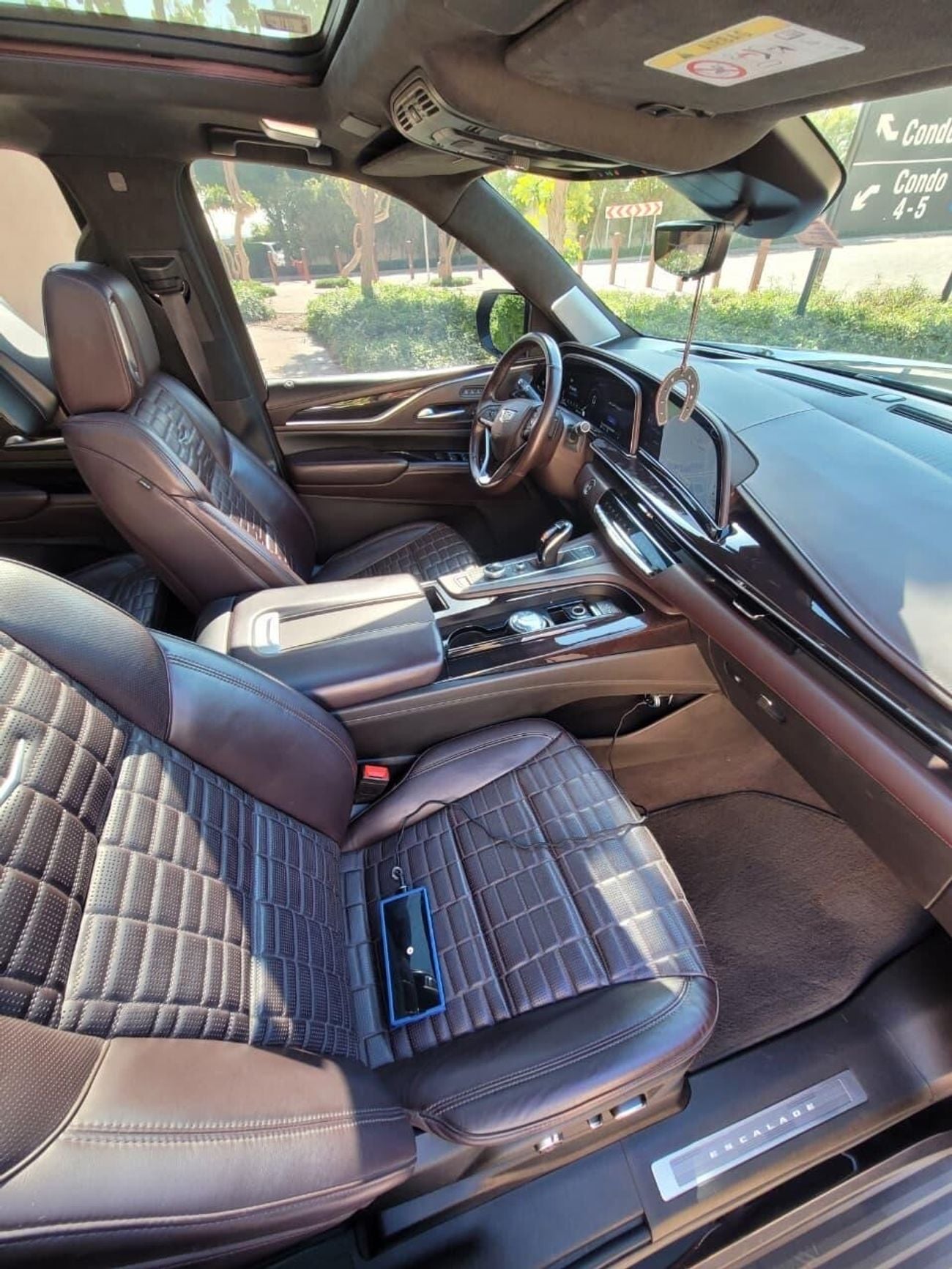 كاديلاك إسكالاد