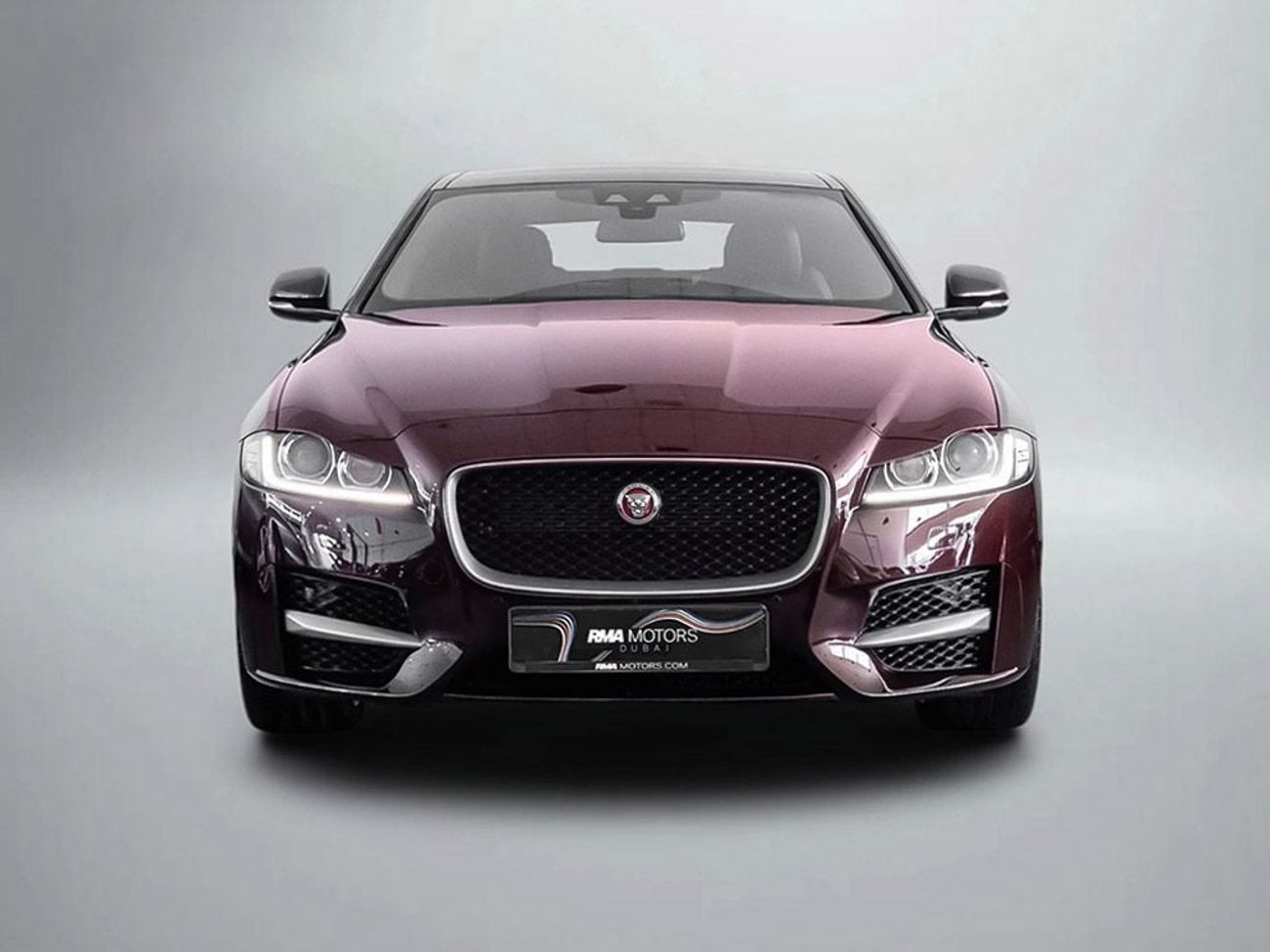 جاكوار XF R-Sport 2.0L Sedan