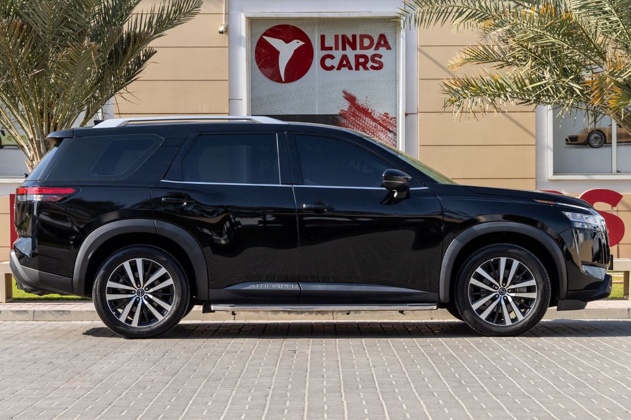 نيسان باثفايندر SV 3.5L AWD (7 Seater)