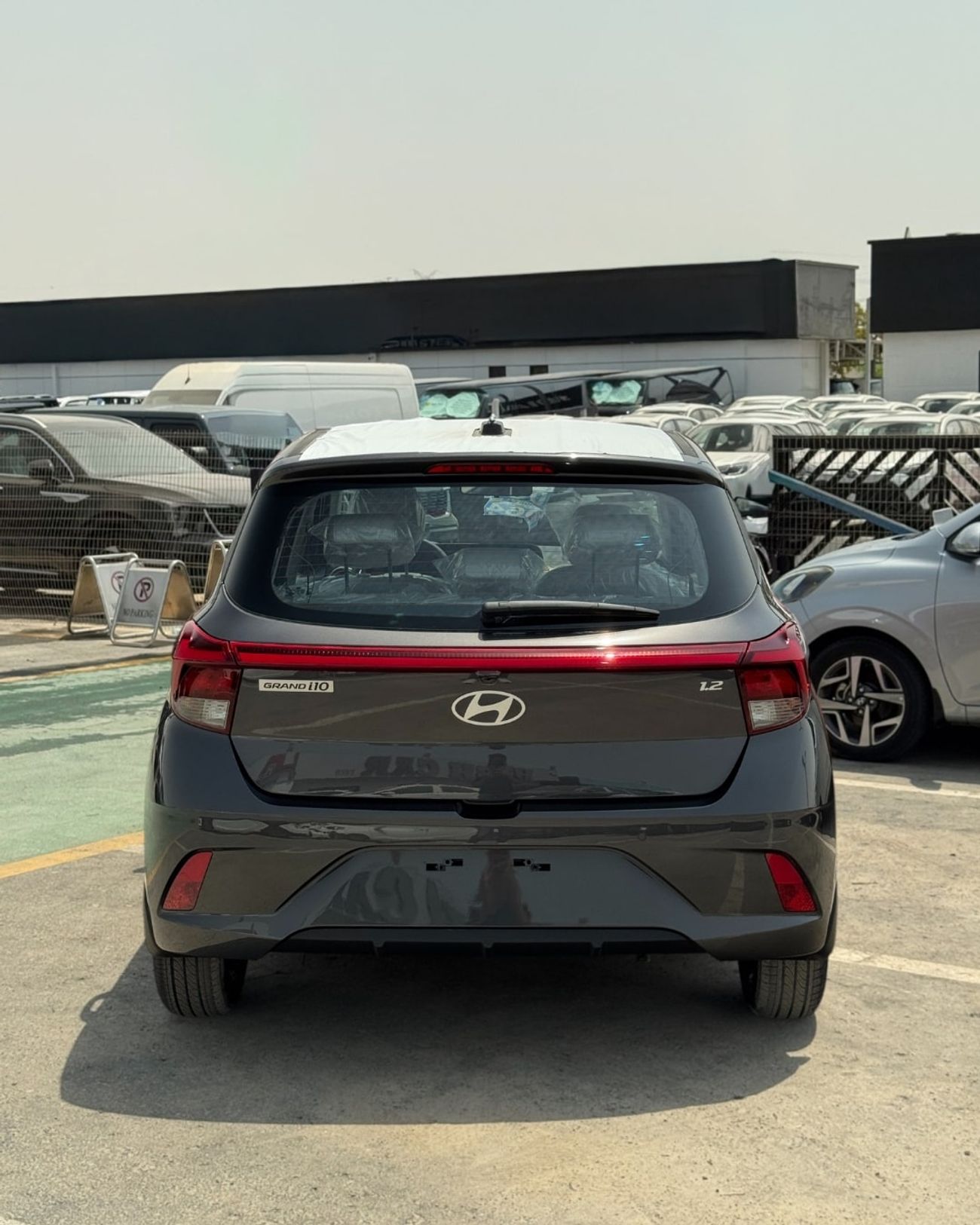 Hyundai Grand i10 GRAND I10 (HATCHBACK ) 1.2L GRAY COLOR - 2026 MODEL